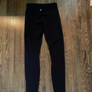 LULULEMON size 8 black leggings!!